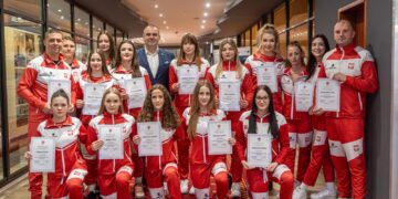 Reprezentacja Polski kadetek odebrała oficjalne nominacje przed Mistrzostwami Europy w Kienbaum!