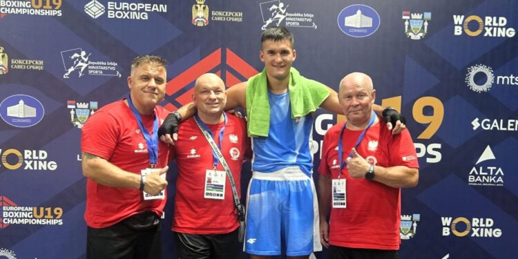 Mistrzostwa Europy Juniorów: Aleksander Sikora awansował do 1/8 finału
