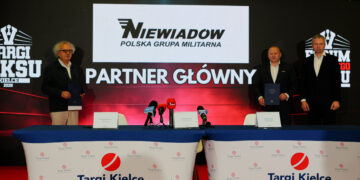 Niewiadów Polska Grupa Militarna S.A. Głównym Partnerem Forum Polskiego Boksu i Targów Bokserskich na kolejne trzy lata!